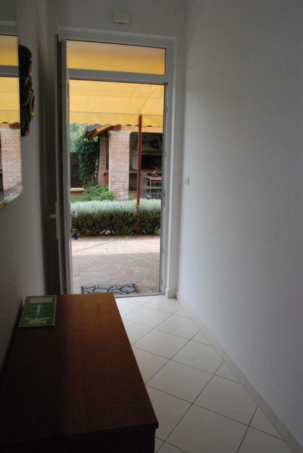 Apartmani Radin Rosini Exterior foto