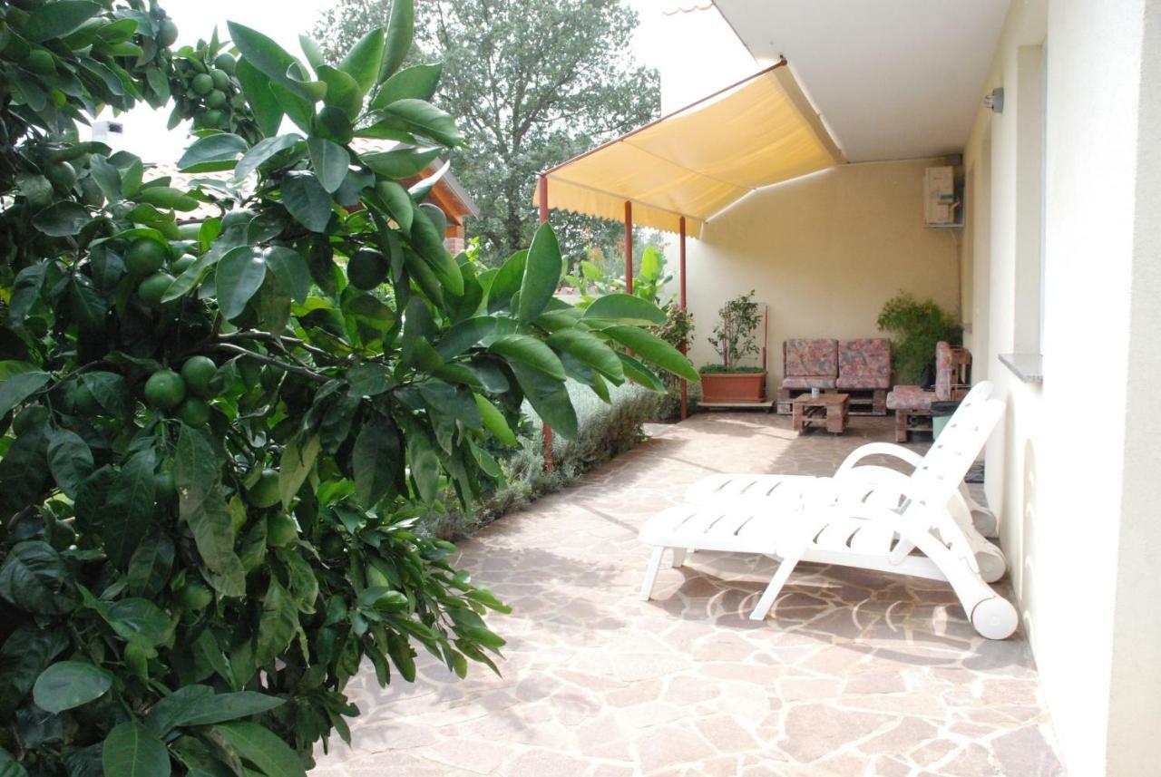 Apartmani Radin Rosini Exterior foto